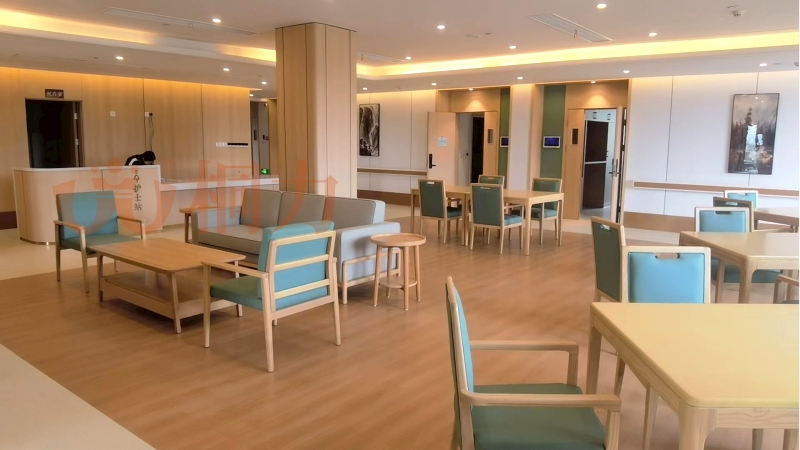 公共客厅、、、餐厅.jpg